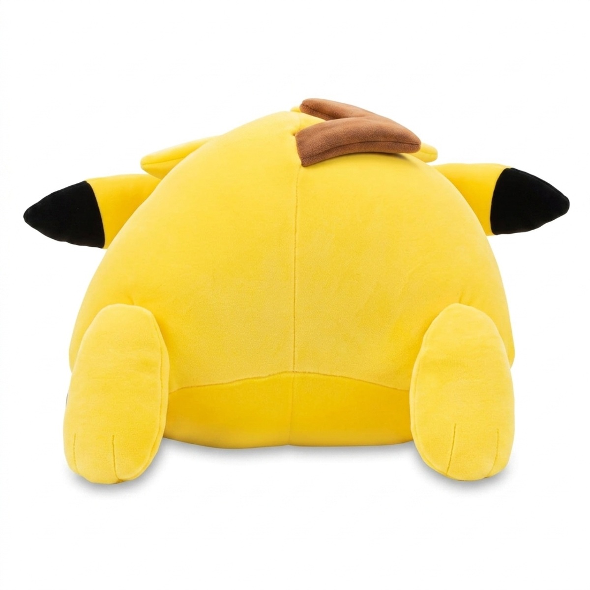 Pluszak śpiącego Pikachu widok z tyłu