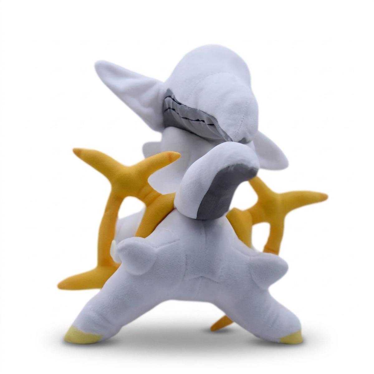 Arceus Pluszak widok z tyłu