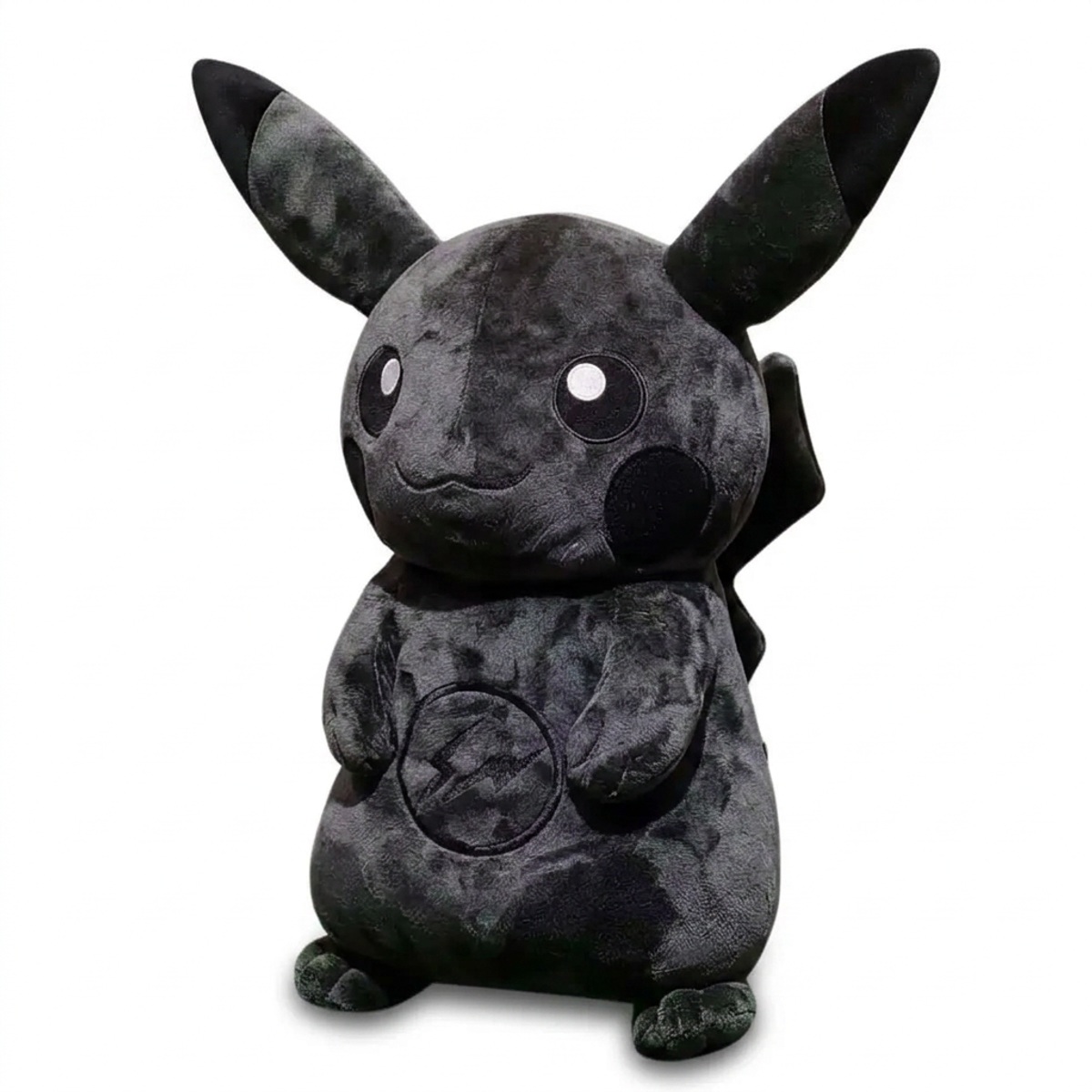 Pluszak Czarny Pikachu widok z trzech czwartych