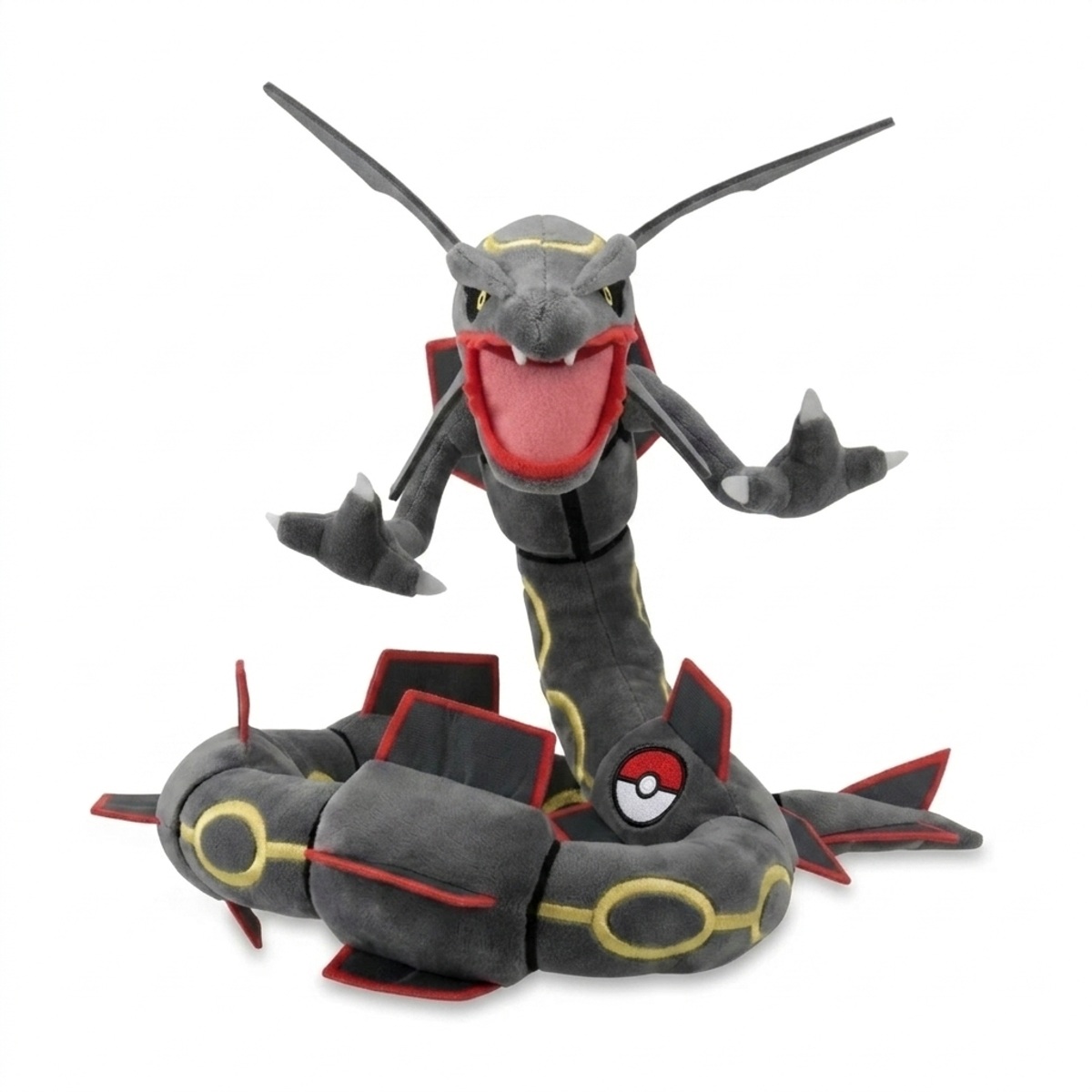 Rayquaza Shiny Pluszak z odznaką potwierdzającą autentyczność produktu.