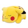 Pluszak śpiącego Pikachu widok z boku